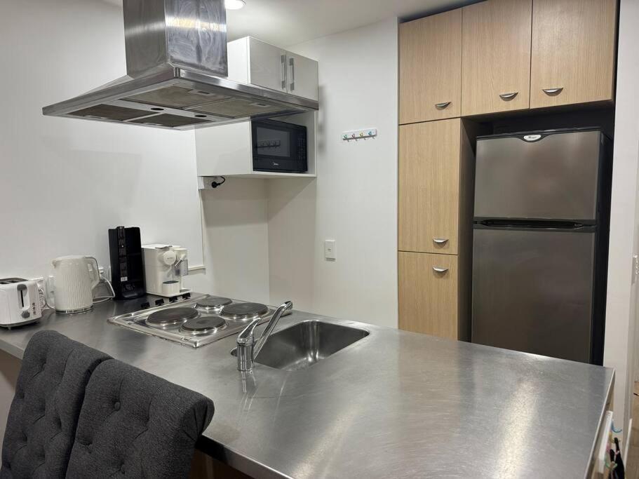 Stunning 3 Bd - 2 Bth City Apt - Pool & Carpark Окленд Экстерьер фото