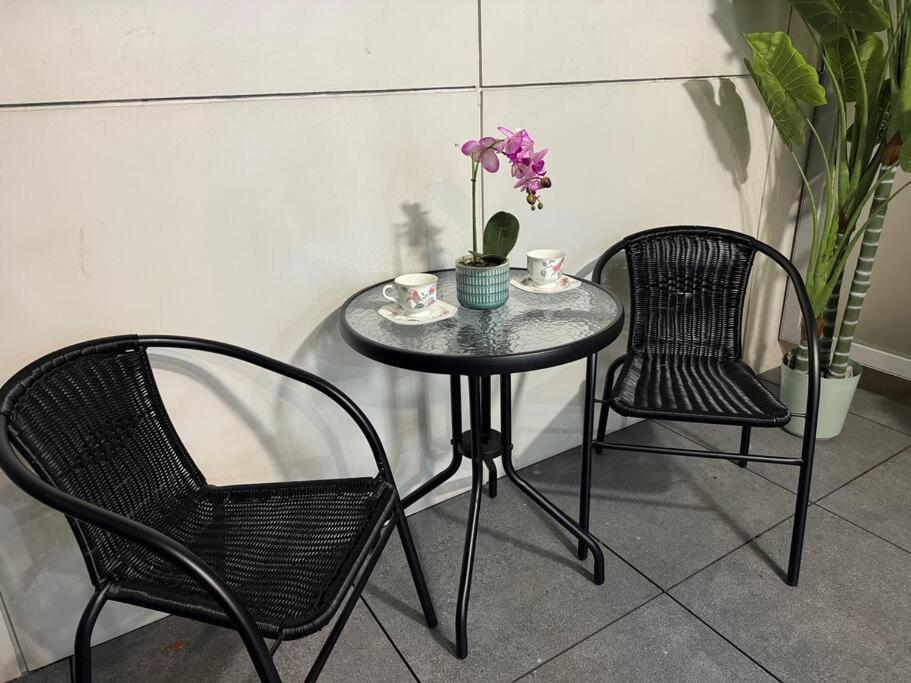 Stunning 3 Bd - 2 Bth City Apt - Pool & Carpark Окленд Экстерьер фото